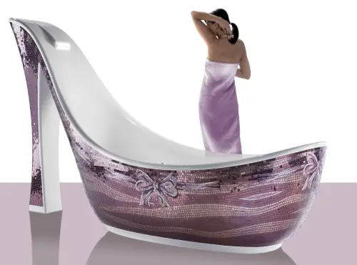 The amazin and unusual high heal shoe bathtub