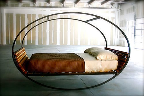 round canopy bed