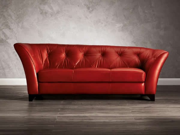 Bring out Hollywood Drama with Natuzzi’s Sophisticated Sofa