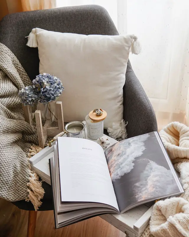 Reading Nook Ideas – How to Create the Perfect Reading Nook in your Home