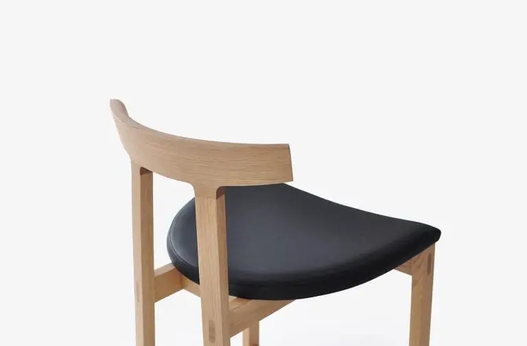 Flexible Seating: Torii Stool by Bensen