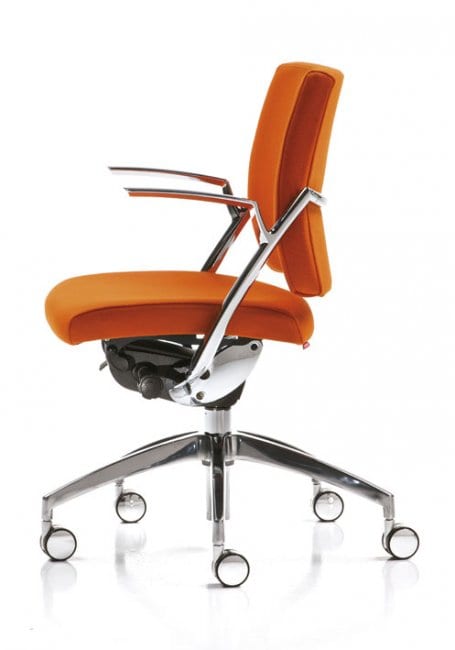 Stylish Indulgence: The Reaction Office Chair by Infiniti Design