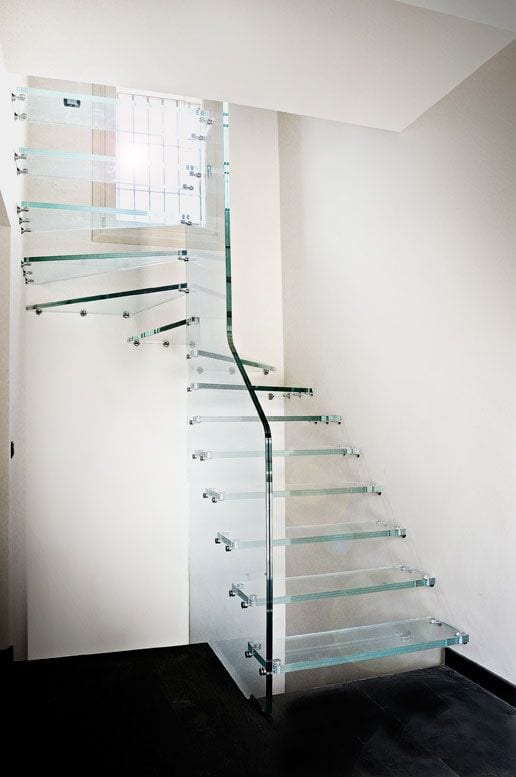 extra clear glass stair design