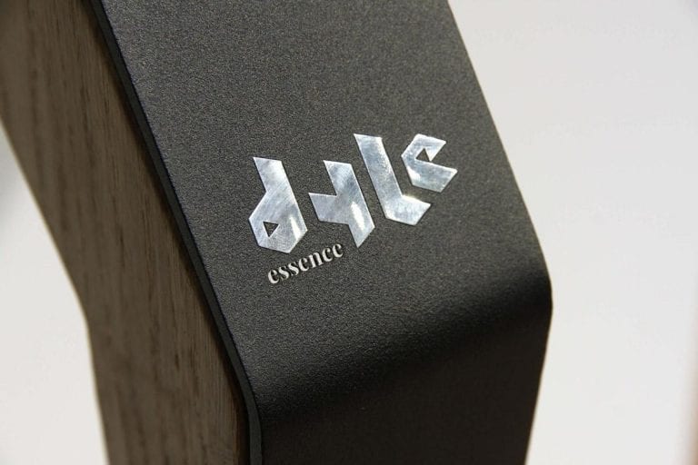 Dyle Bespoke Dining Table Logo