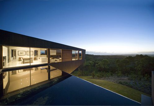 MODERN RESIDENTIAL ARCHITECTURE